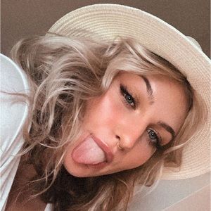 Meet your Posher, Dillon